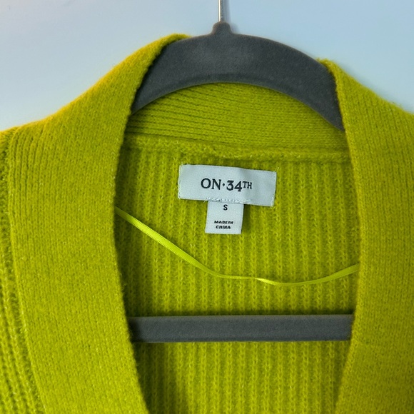 On 34th Soft Cardigan - Picture 3 of 3